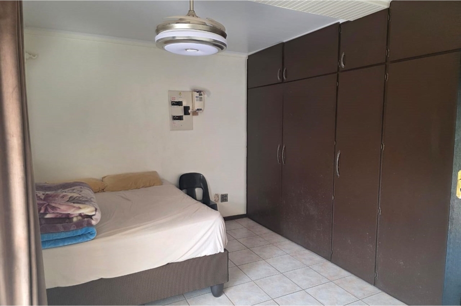 4 Bedroom Property for Sale in Sunnyridge Eastern Cape